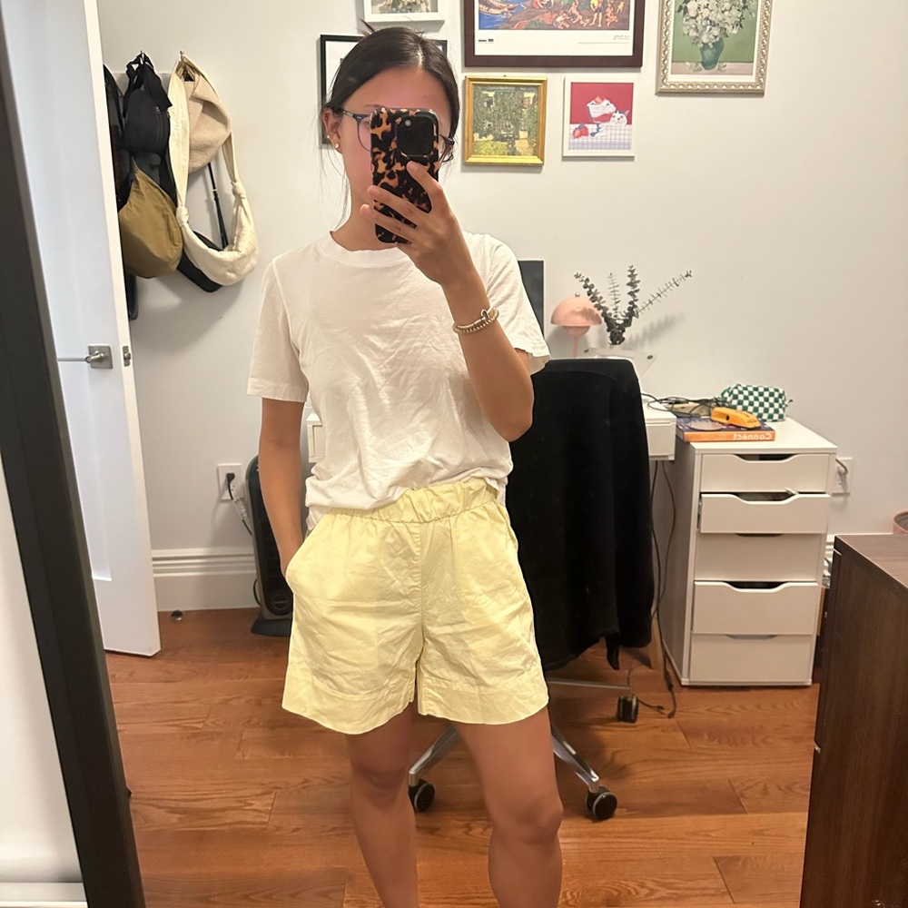 YELLOW EVERLANE SHORTS
